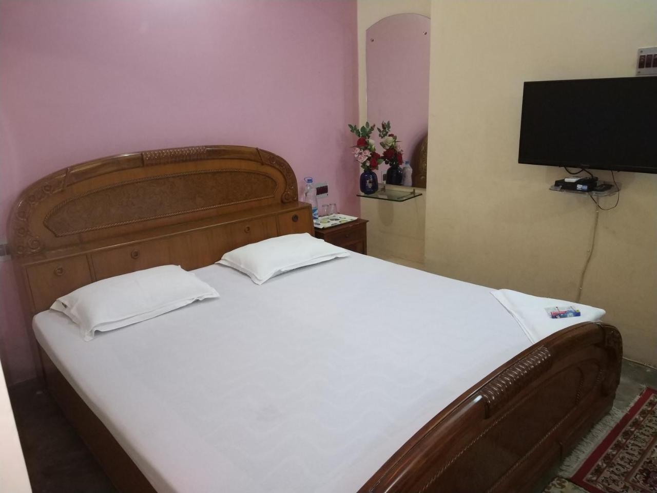 Hotel Royal Paying Guest Kalkutta Exterior foto